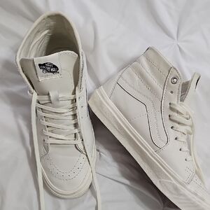 Vans Women's Off-White High-Top Sneakers